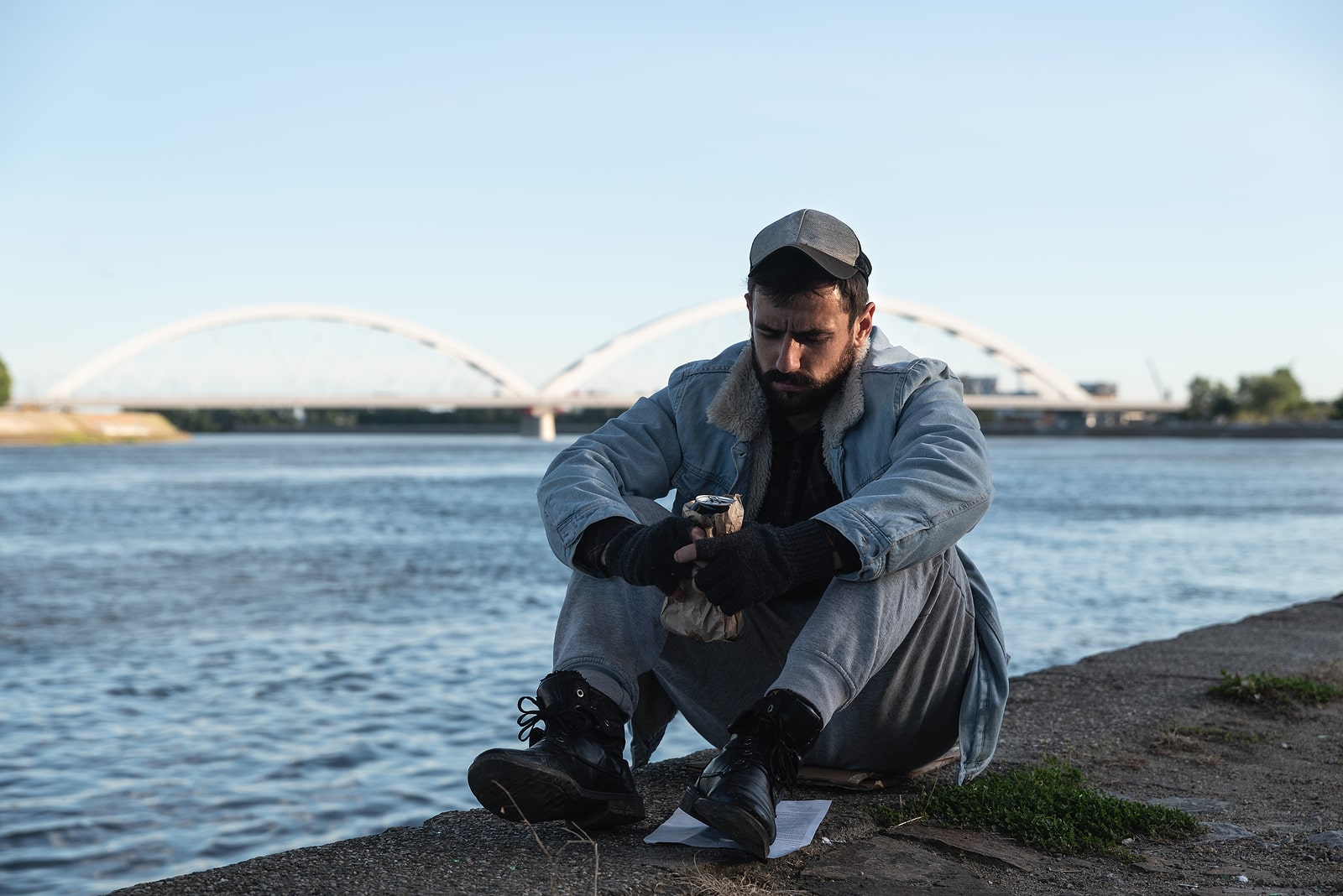 New Report highlights the financial vulnerability and access-to-financial help challenges for Canadians living with Low Incomes