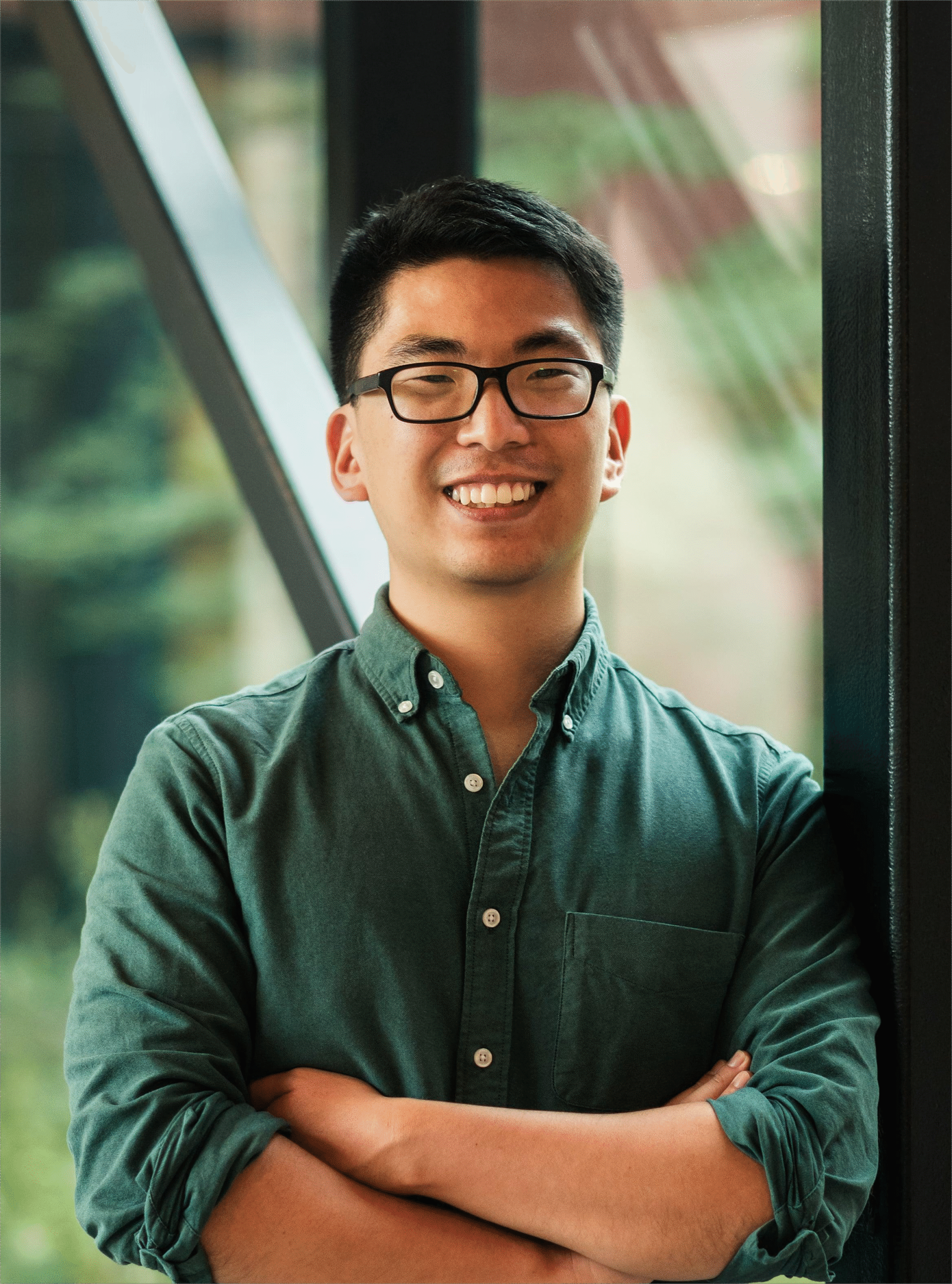 Elvis Wong - Standing